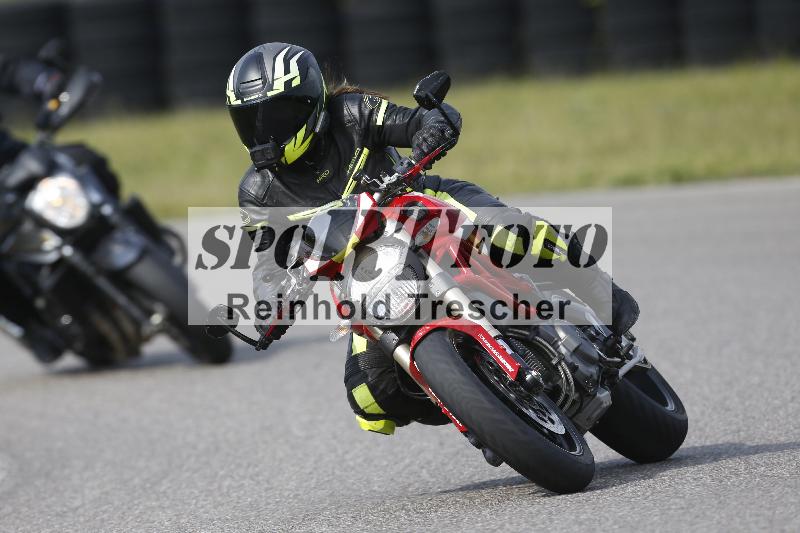 /Archiv-2024/17 01.05.2024 Speer Racing ADR/Schnuppertraining